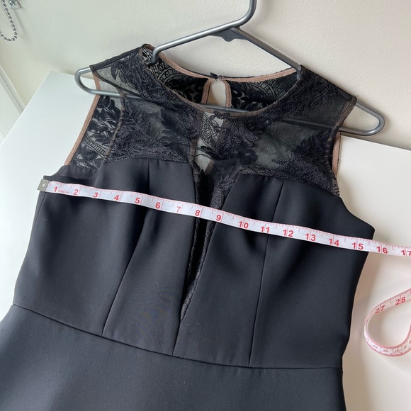 BCBG Maxazria Kinsley black dress in size 4 - Picture 4 of 7